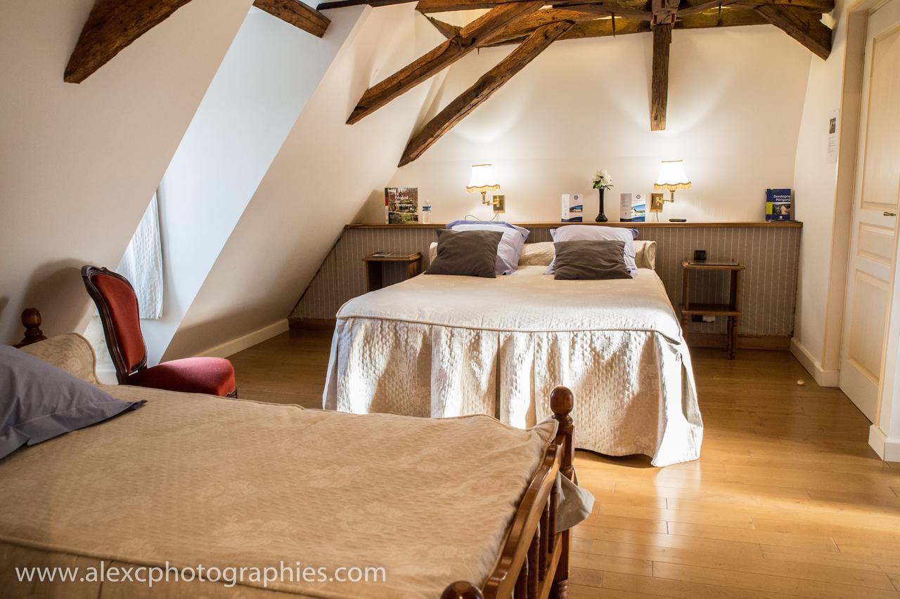 Domaine De La Rocque Bed and Breakfast Liorac-sur-Louyre Zewnętrze zdjęcie