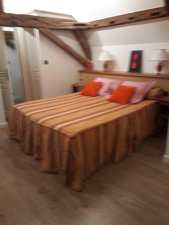 Domaine De La Rocque Bed and Breakfast Liorac-sur-Louyre Zewnętrze zdjęcie